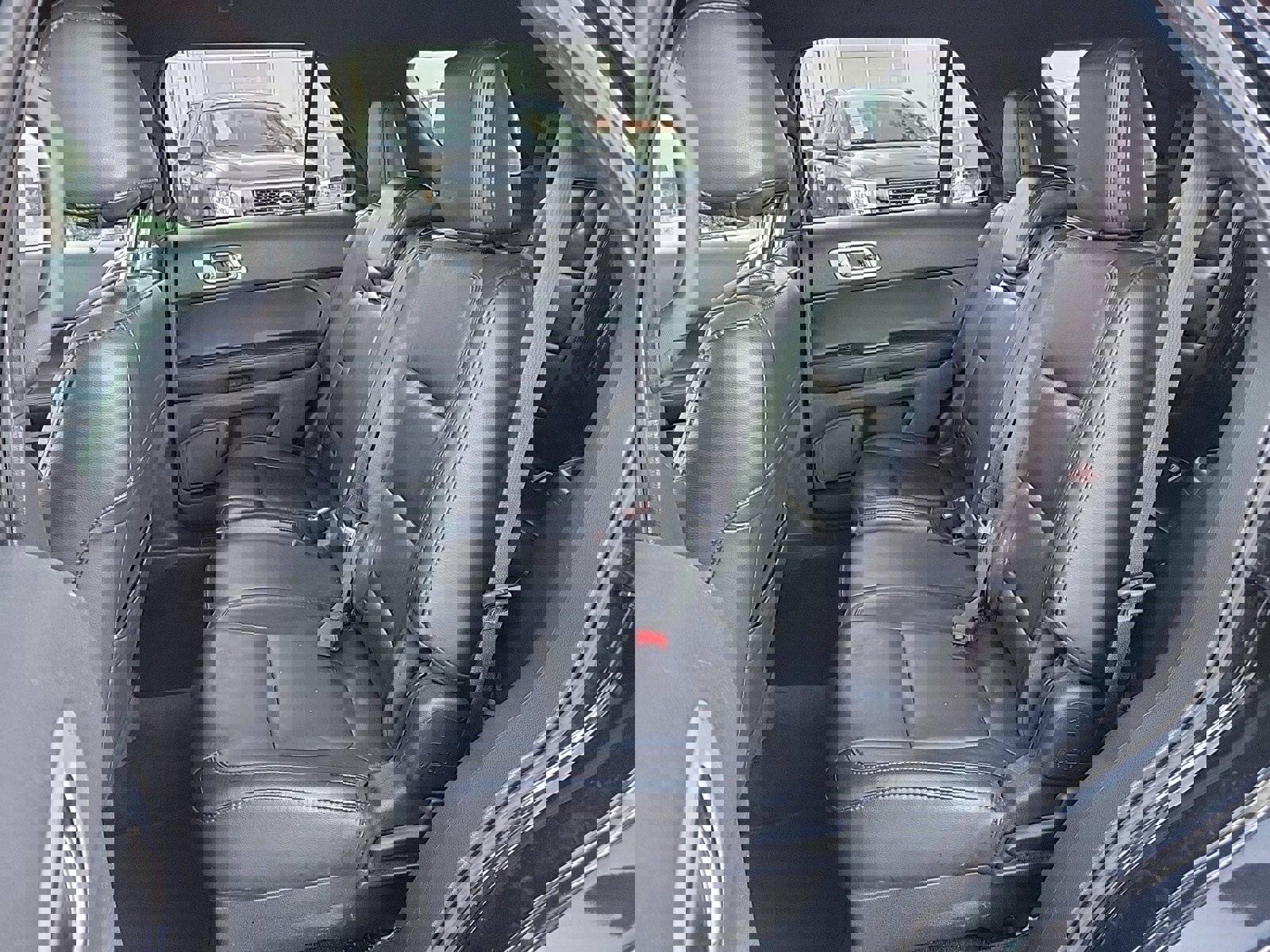 Used 2014 Ford Explorer Limited image 12