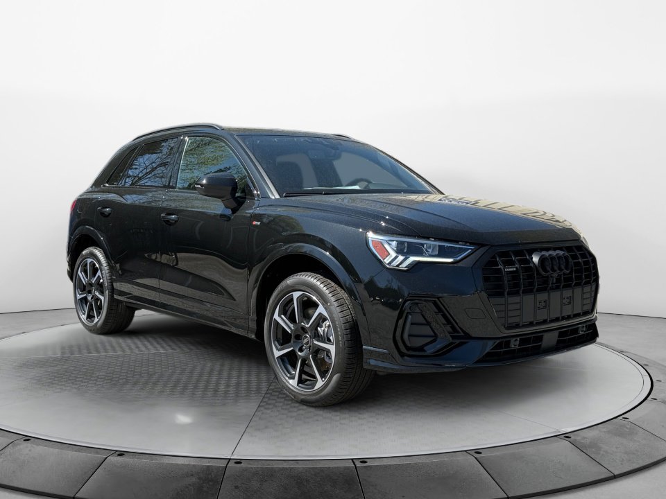 New 2025 Audi Q3 2.0T Premium Plus