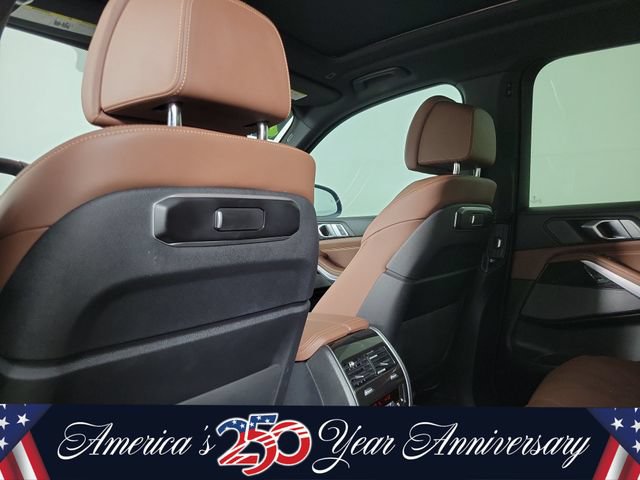 Used 2024 BMW X5 xDrive40i w/ M Sport Package AWD/4WD image 11