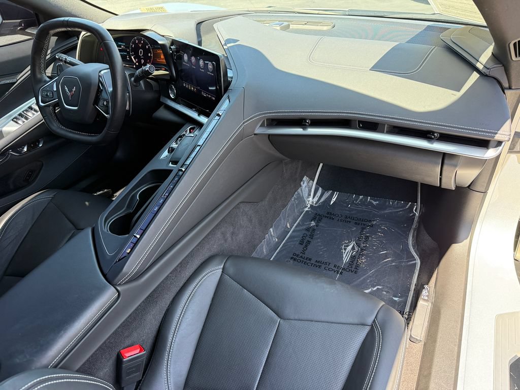 Used 2023 Chevrolet Corvette Stingray Convertible w/ Z51 Performance Package RWD image 21
