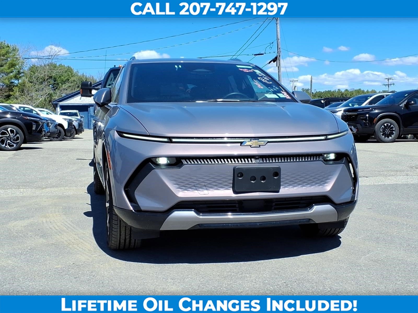 Used 2025 Chevrolet Equinox EV LT FWD image 2