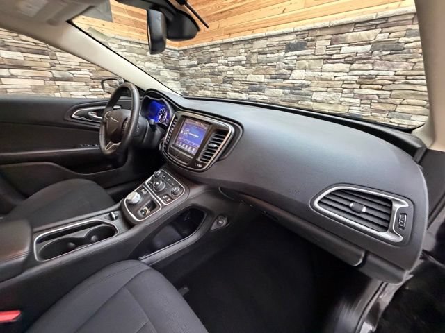Used 2016 Chrysler 200 Limited w/ Anniversary Edition FWD image 15