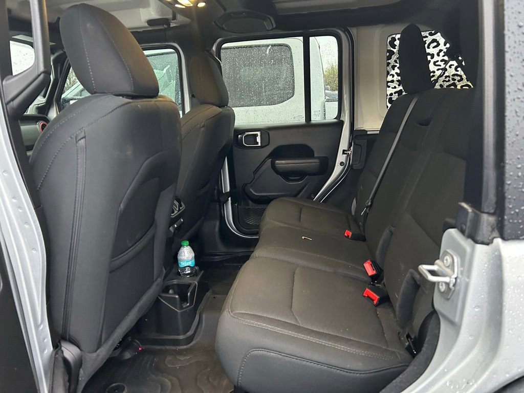 Used 2022 Jeep Wrangler Unlimited Sport AWD/4WD image 37