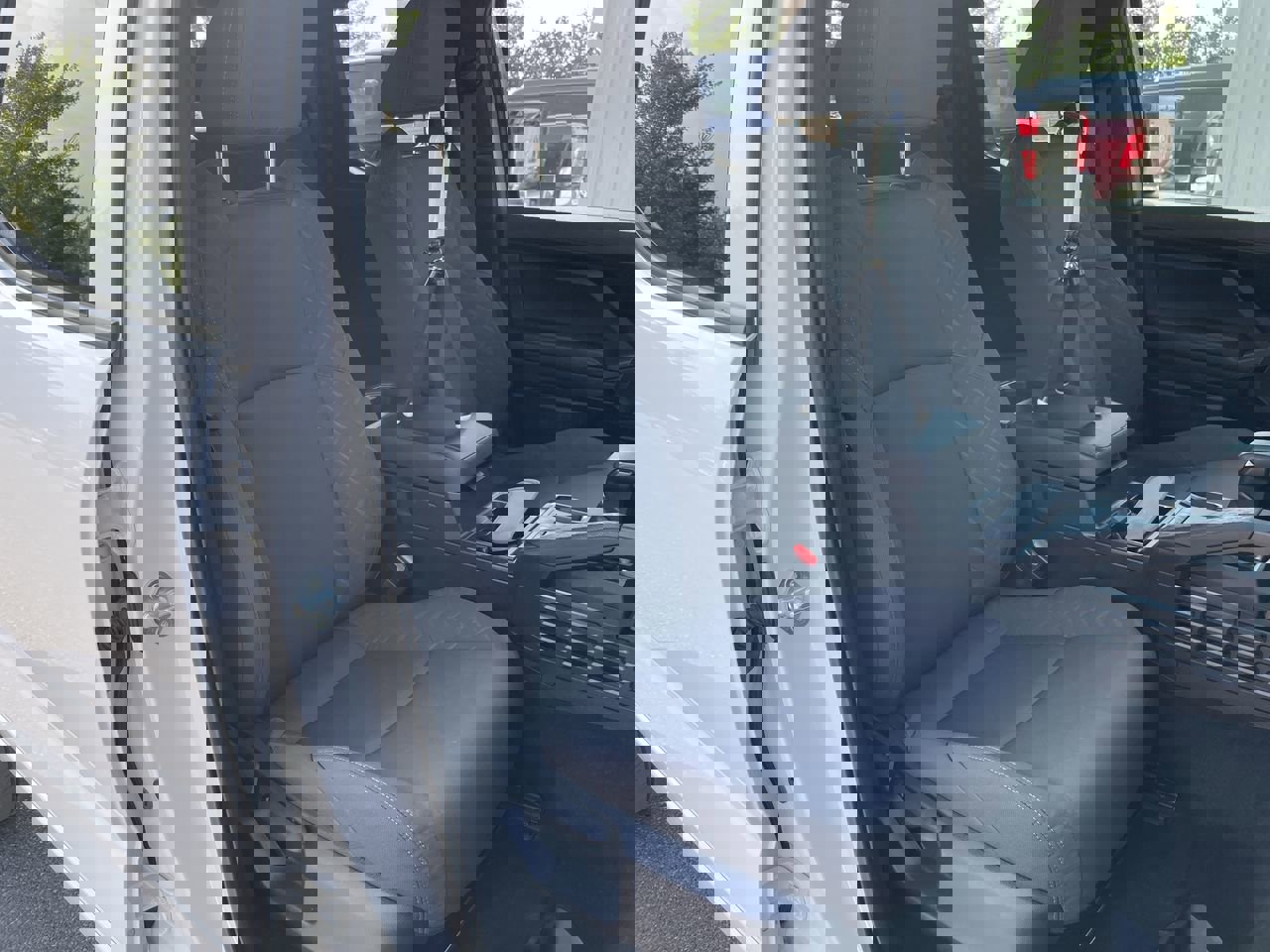 Used 2024 Toyota Tacoma SR image 24