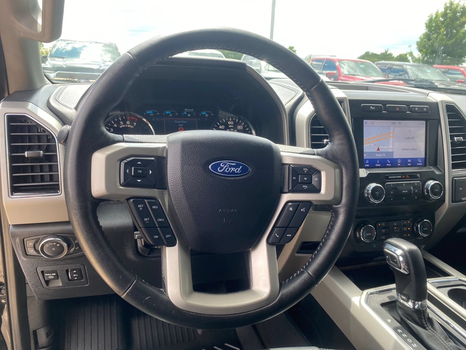 Used 2020 Ford F150 Lariat RWD image 17