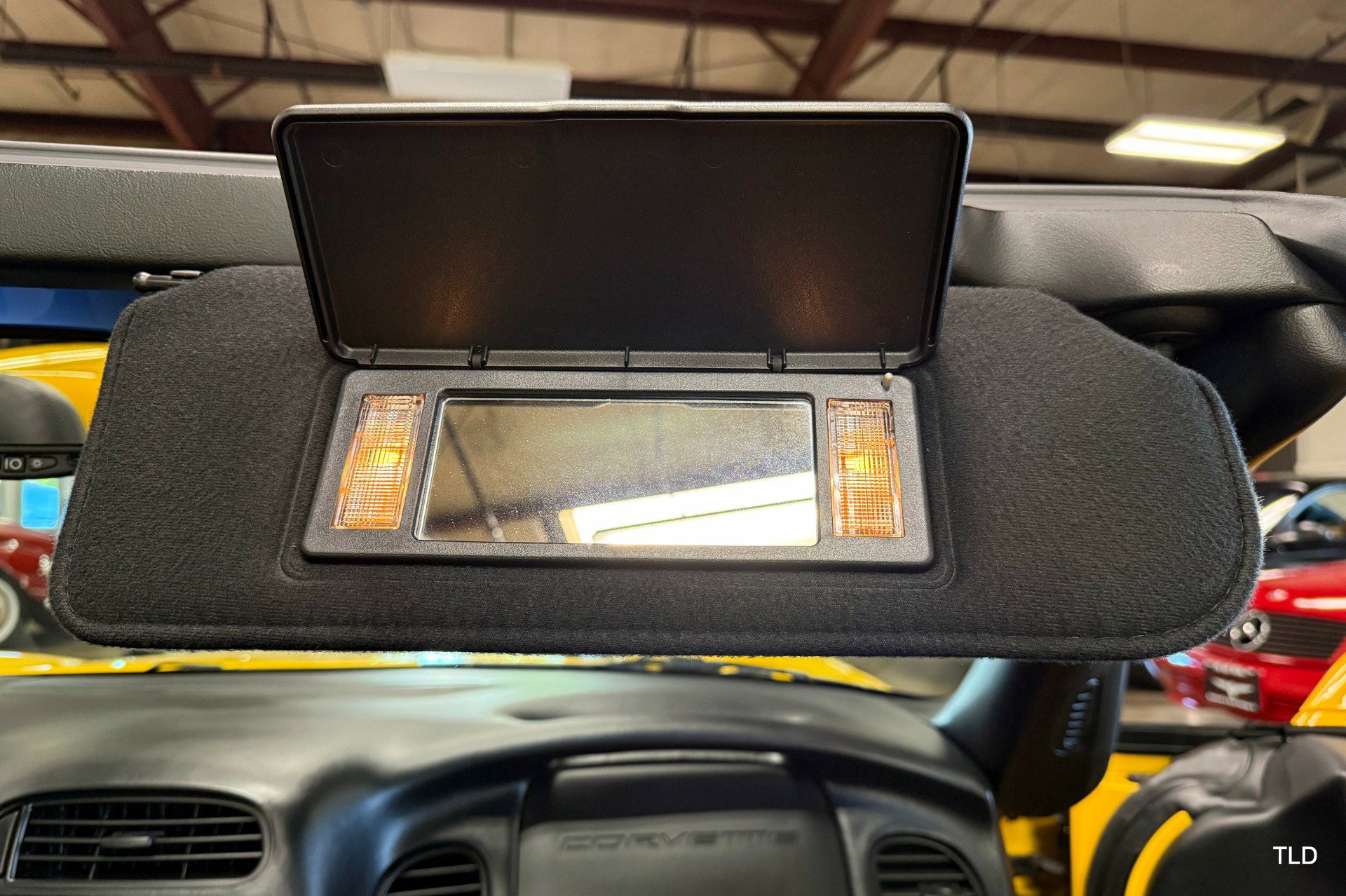 Used 2002 Chevrolet Corvette w/ Preferred Equipment Group2 image 77