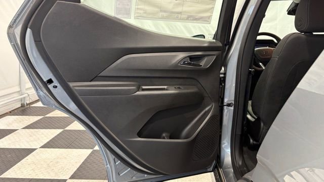 New 2027 Chevrolet Bolt LT w/ Comfort Package image 17
