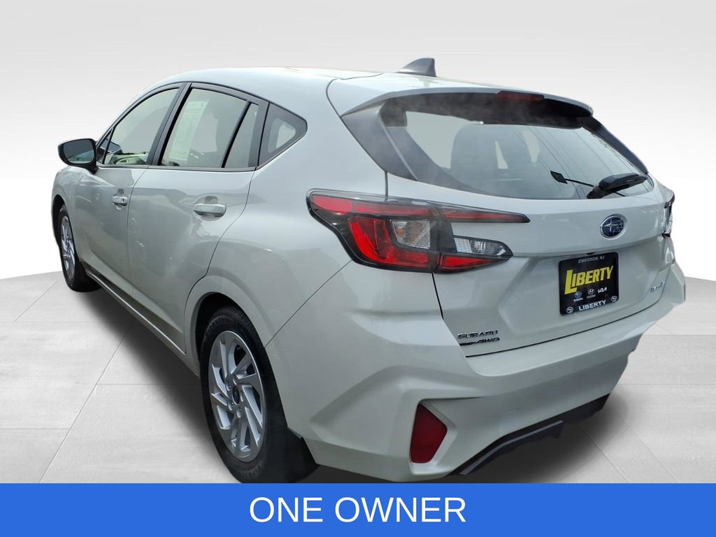 Certified 2025 Subaru Impreza 2.0i image 4