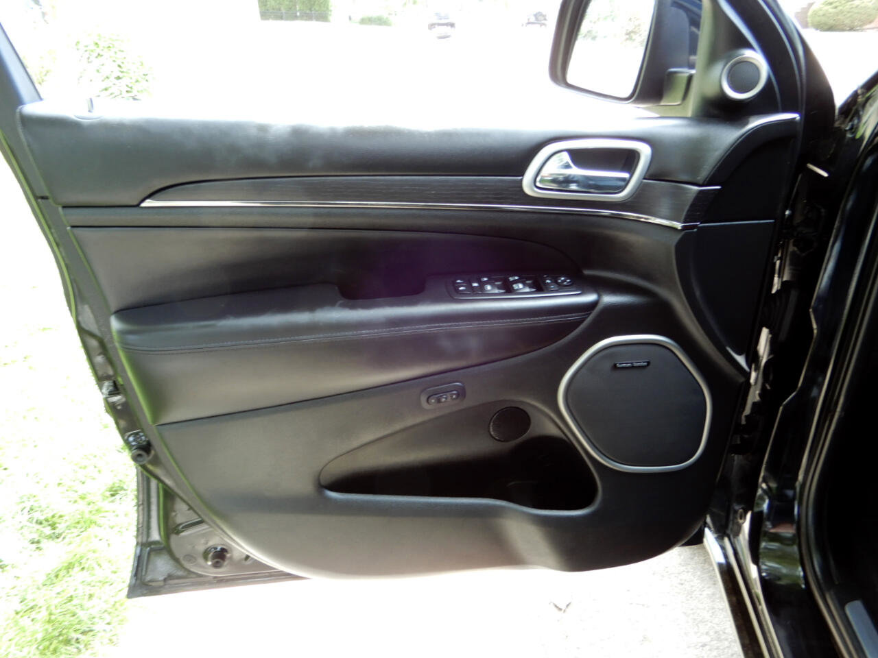 Used 2018 Jeep Grand Cherokee High Altitude image 19