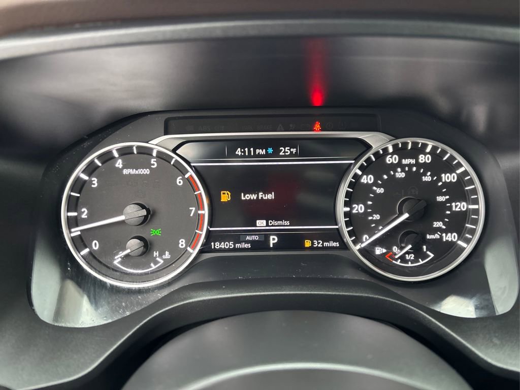 Used 2023 Nissan Rogue SV w/ SV Premium B Package image 23