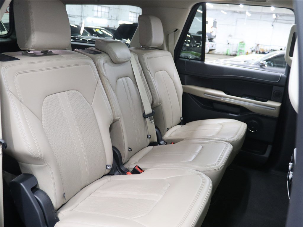 Used 2024 Ford Expedition Max Limited image 18