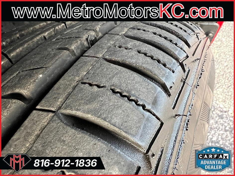 Used 2014 Chevrolet Sonic LT w/ Fun and Sun Package image 12