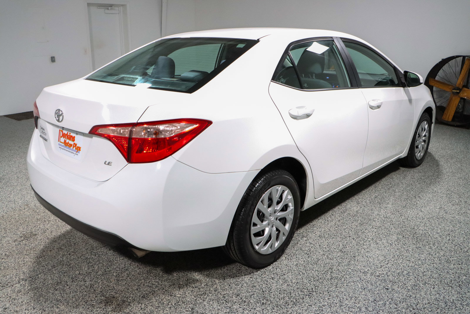 Used 2019 Toyota Corolla LE image 7