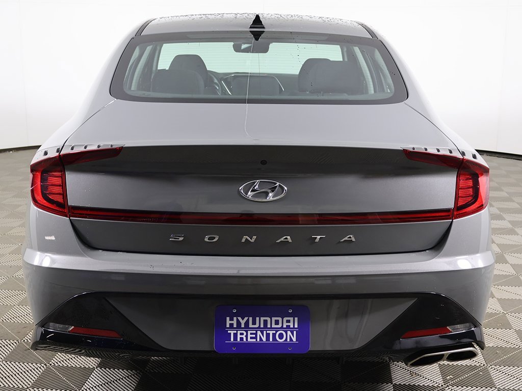 Used 2023 Hyundai Sonata SEL w/ Cargo Package image 12