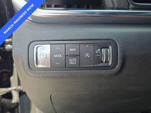 Used 2025 GMC Terrain Elevation image 21