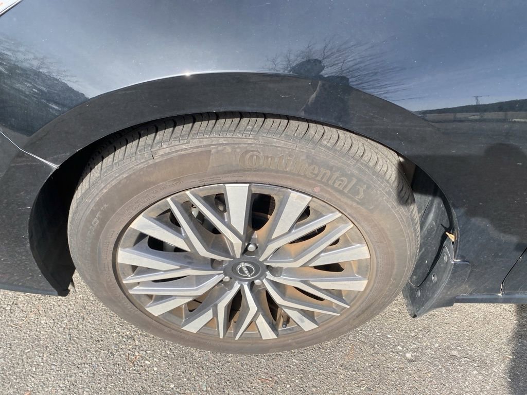 Used 2023 Nissan Altima 2.5 SV image 9