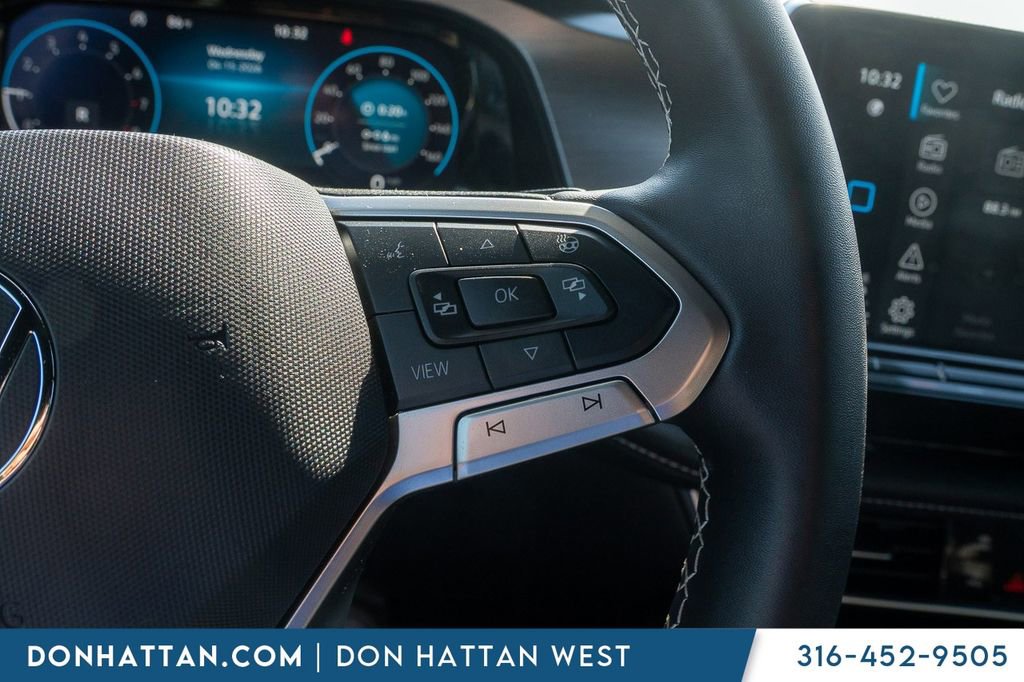 Used 2024 Volkswagen Atlas Cross Sport SE FWD image 11