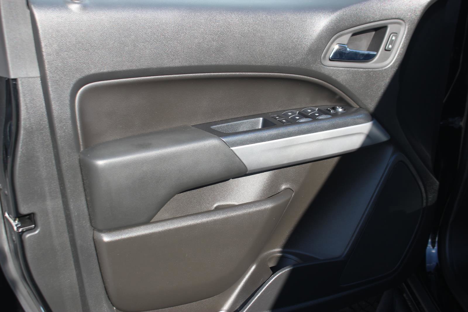 Used 2022 Chevrolet Colorado ZR2 w/ Colorado ZR2 Bison Edition image 14