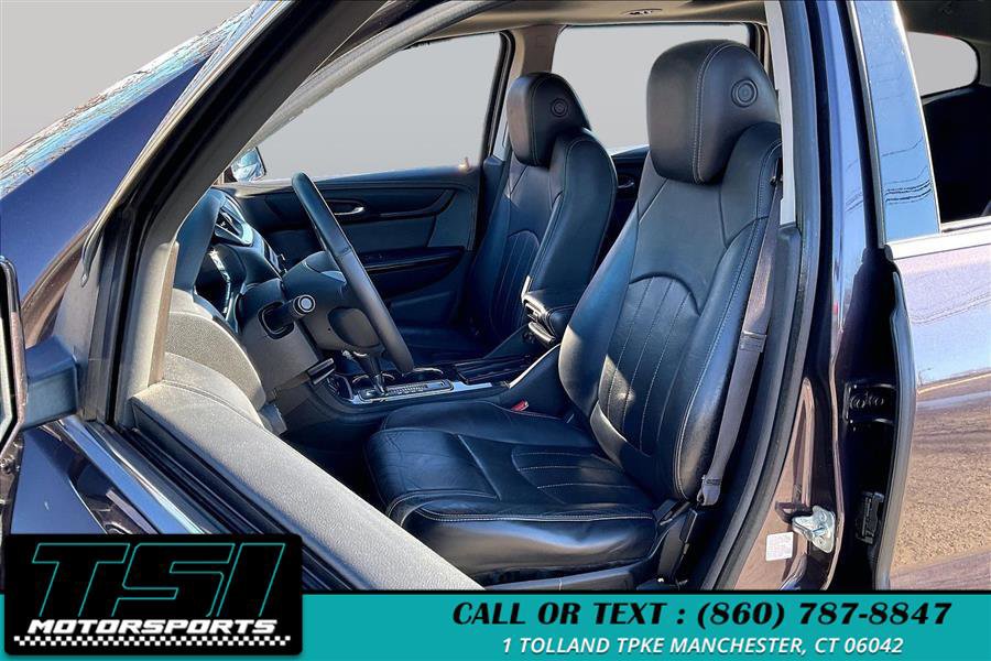 Used 2015 Chevrolet Traverse LTZ image 25