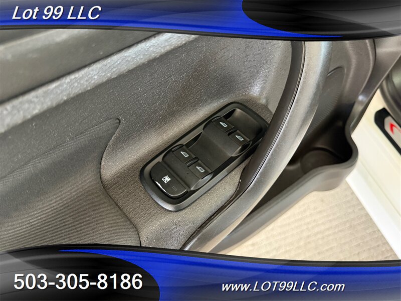 Used 2014 Ford Fiesta ST FWD image 33