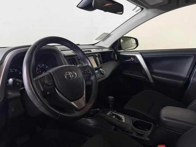 Used 2017 Toyota RAV4 XLE w/ Premium Special Value Package AWD/4WD image 4
