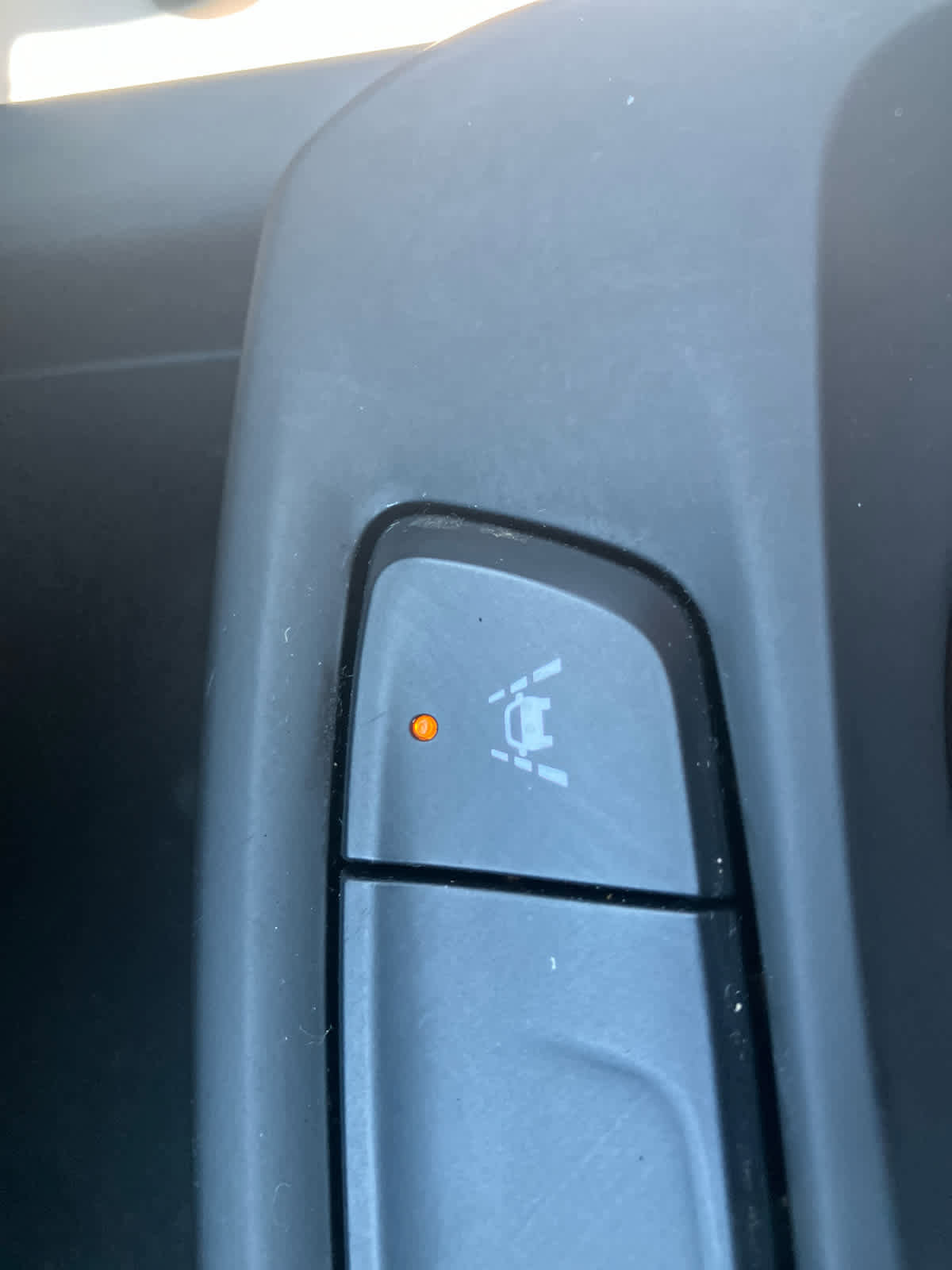 Used 2024 Chevrolet Trax RS w/ Sunroof Package image 29