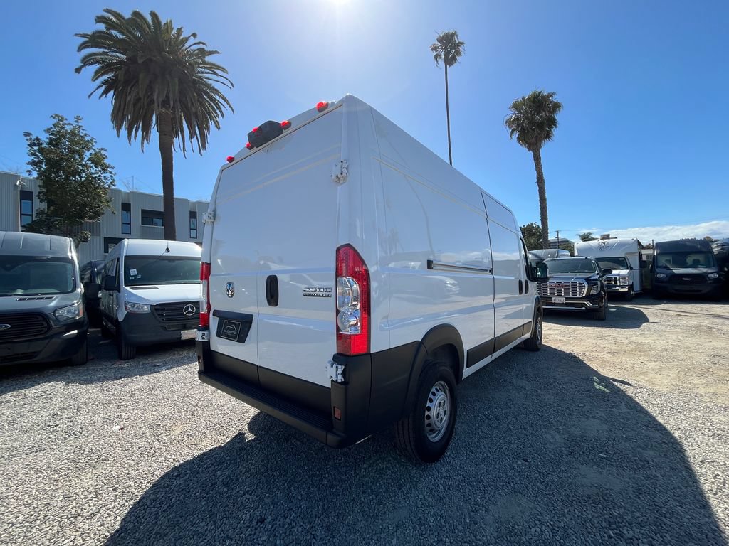 Used 2025 RAM ProMaster 2500 w/ Convenience Group FWD image 6
