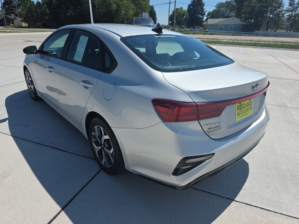 Used 2021 Kia Forte LXS FWD image 7
