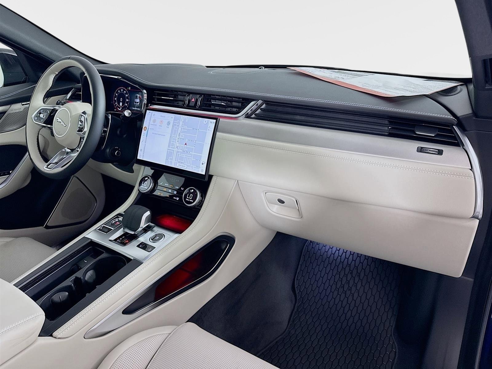 New 2026 Jaguar F-PACE R-Dynamic S AWD/4WD image 30
