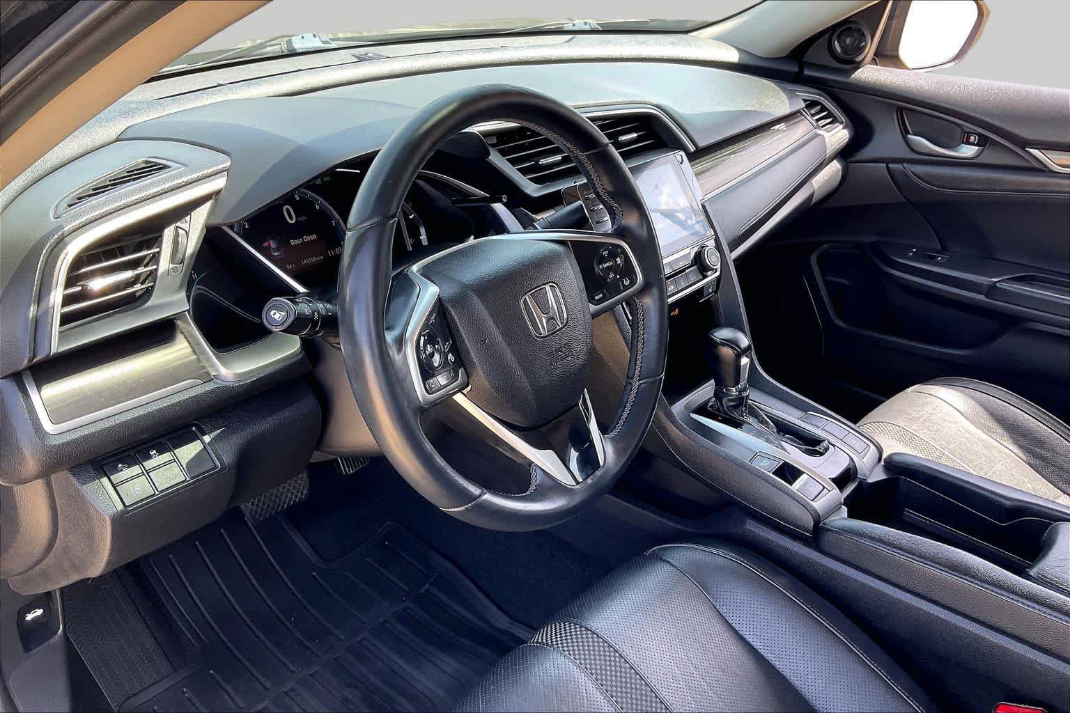Used 2019 Honda Civic EX-L image 17