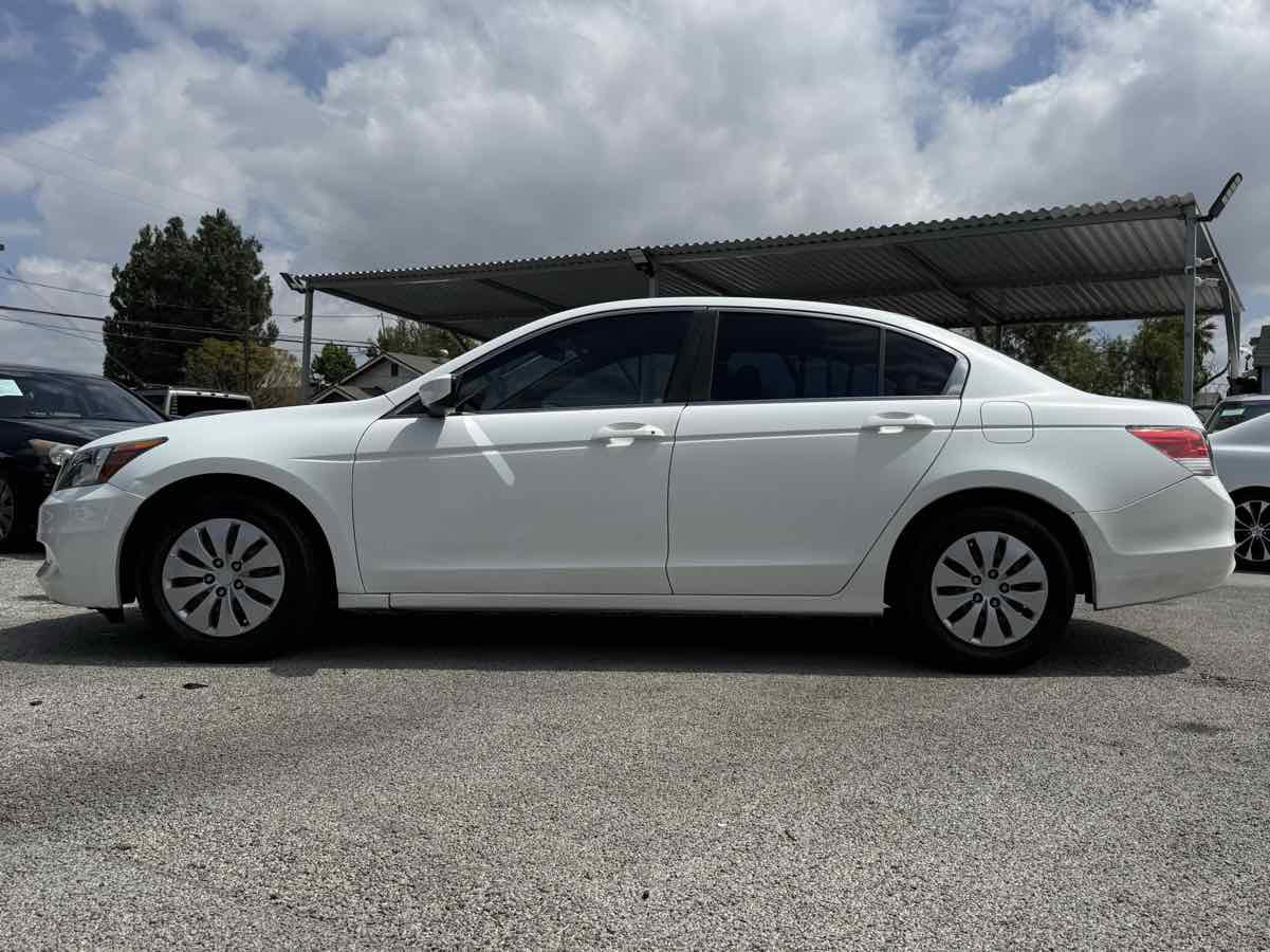 Used 2012 Honda Accord LX image 2