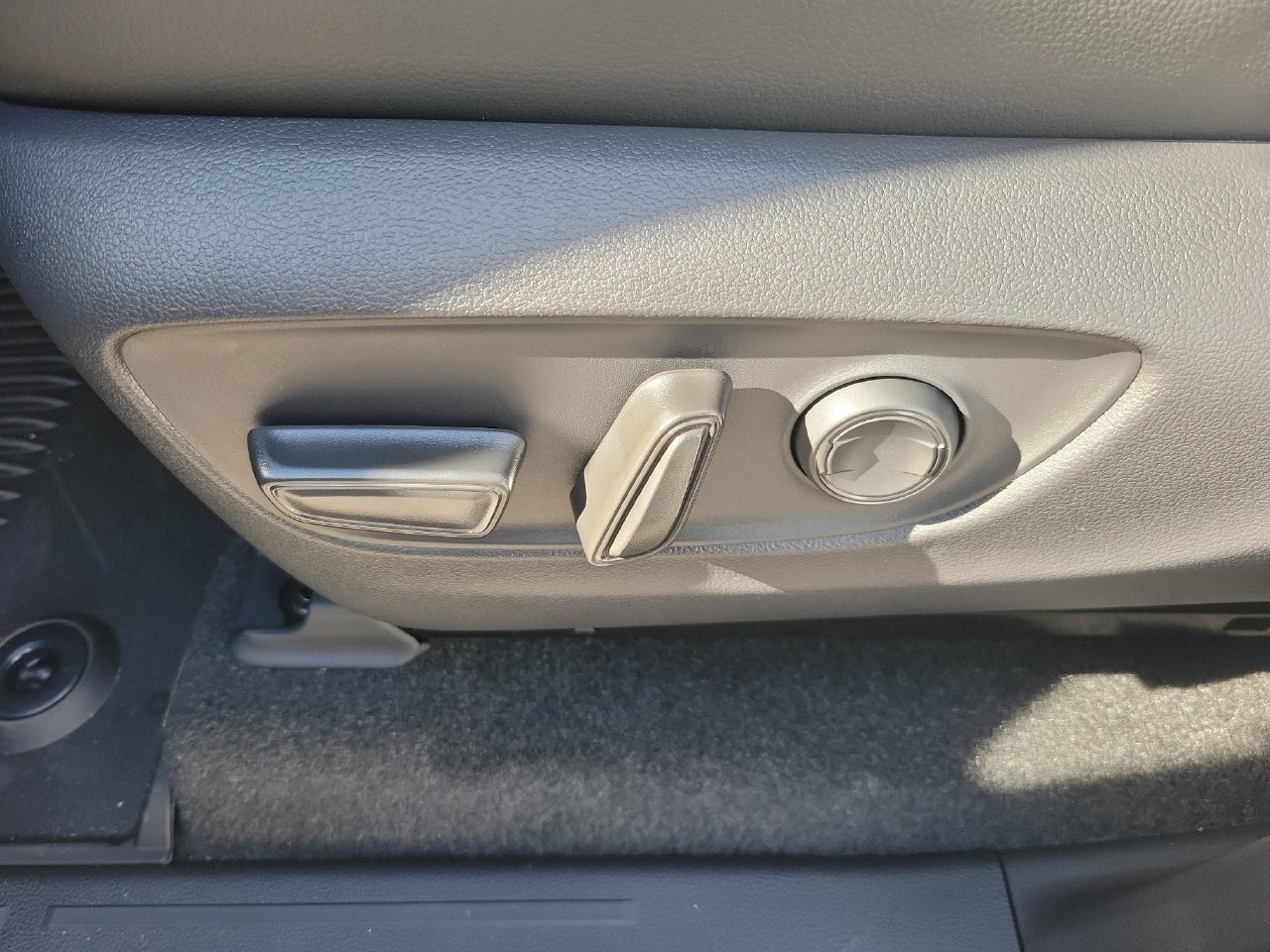 New 2027 Toyota Land Cruiser AWD/4WD image 18