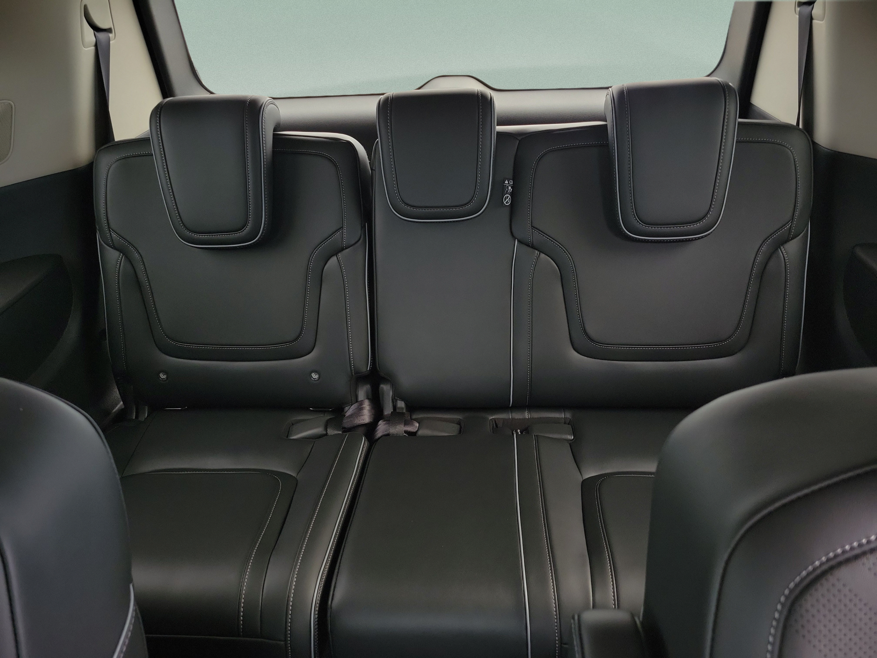 Used 2026 INFINITI QX80 Luxe w/ Cargo Package AWD/4WD image 27