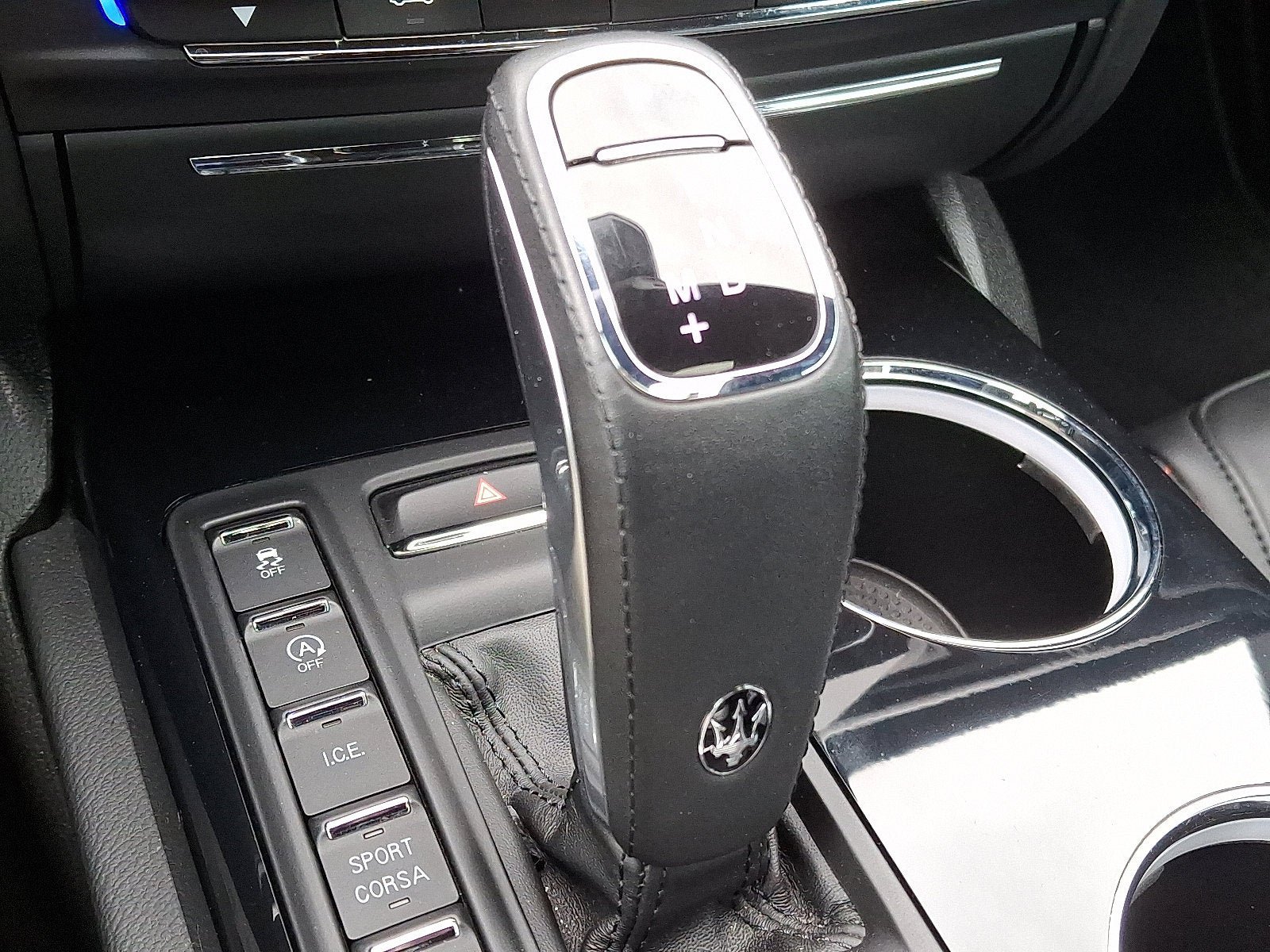 Used 2021 Maserati Quattroporte Trofeo RWD image 15