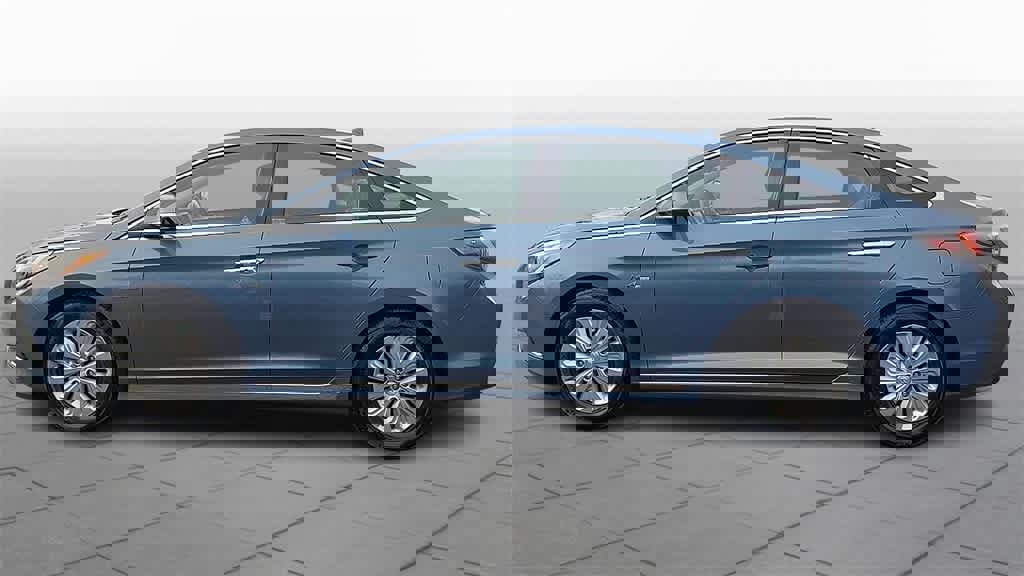 Used 2016 Hyundai Sonata SE image 5