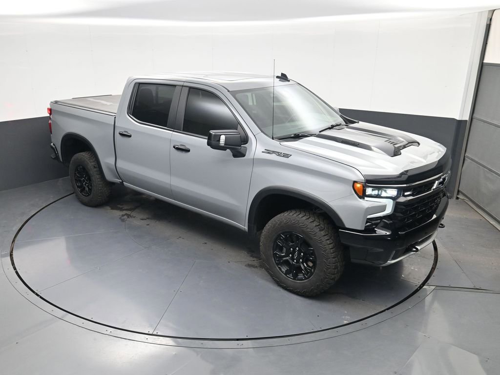 Used 2025 Chevrolet Silverado 1500 ZR2 w/ Dark Appearance Package image 32