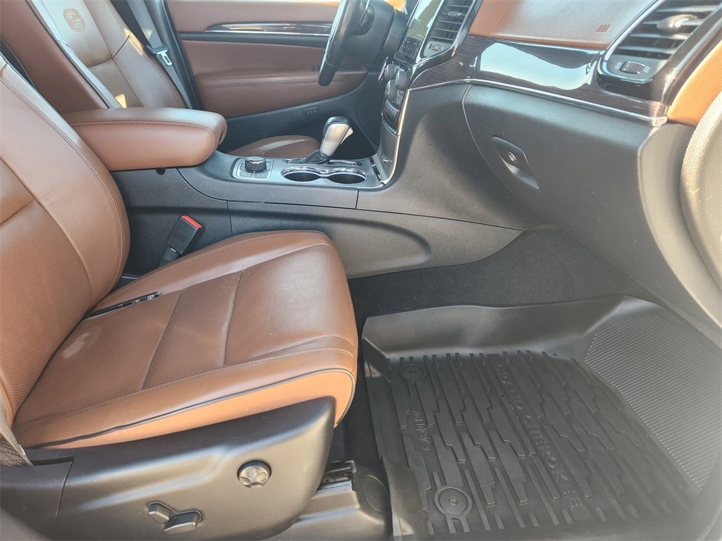 Used 2021 Jeep Grand Cherokee Overland image 15