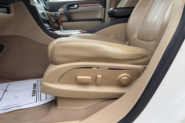 Used 2012 Buick Enclave Premium w/ Trailering Provision Package image 18