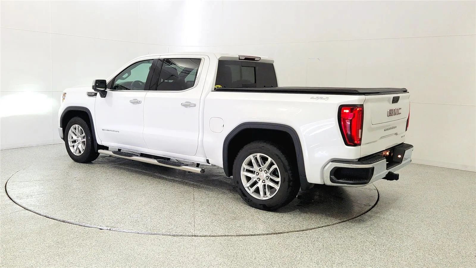 Used 2020 GMC Sierra 1500 SLT w/ SLT Convenience Package AWD/4WD image 5