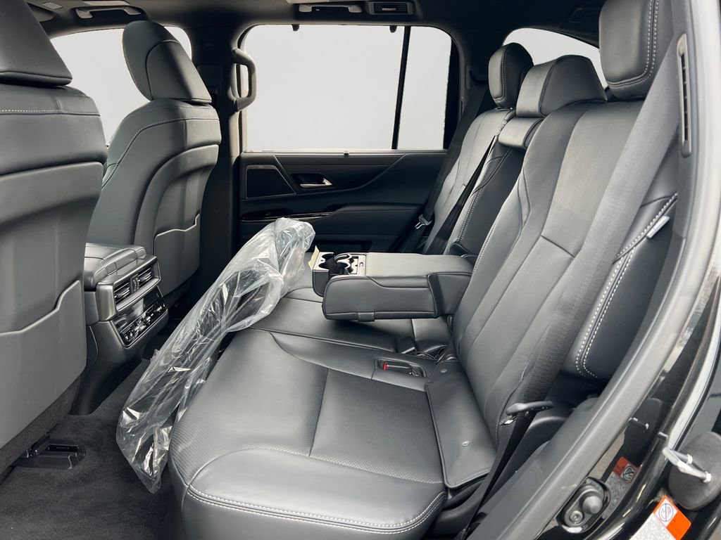 New 2026 Lexus LX 600 4WD w/ Luxury Package image 10