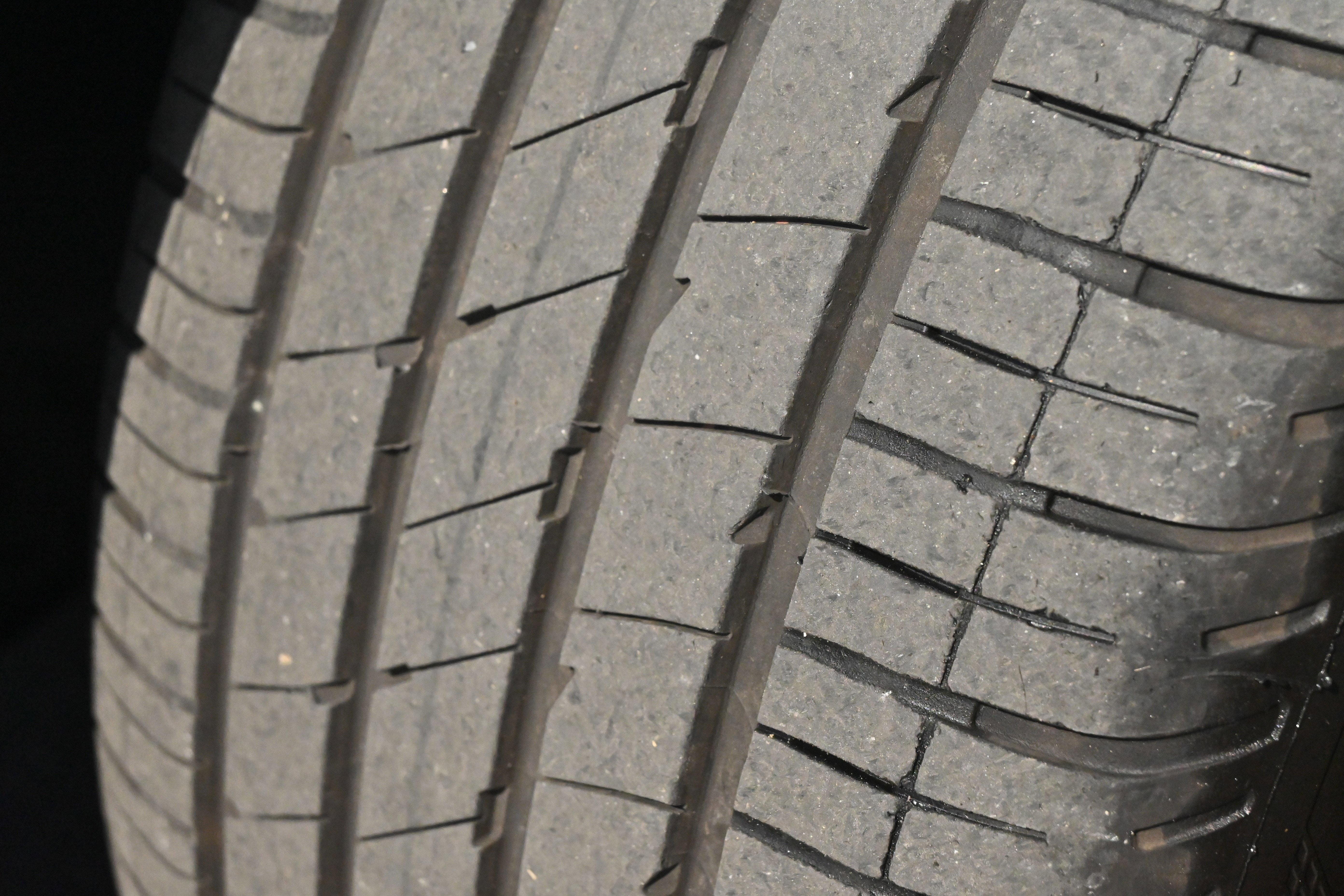 Used 2023 Tesla Model Y Long Range image 25