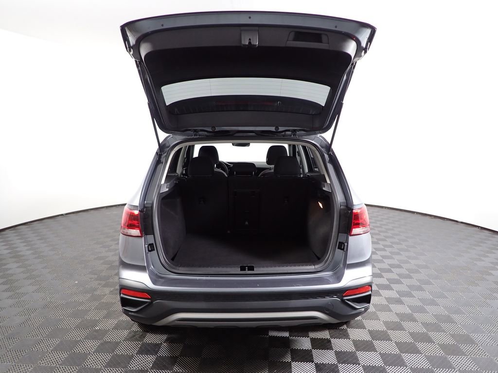 Used 2023 Volkswagen Taos S image 16