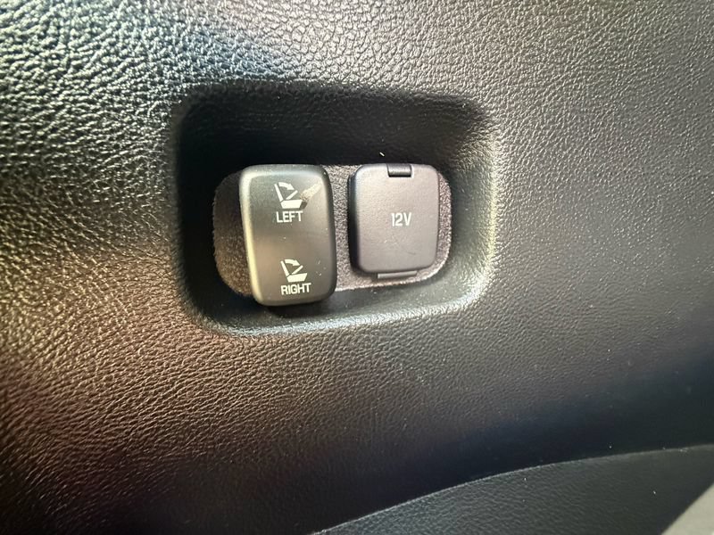 Used 2023 Ford Edge SEL AWD/4WD image 23