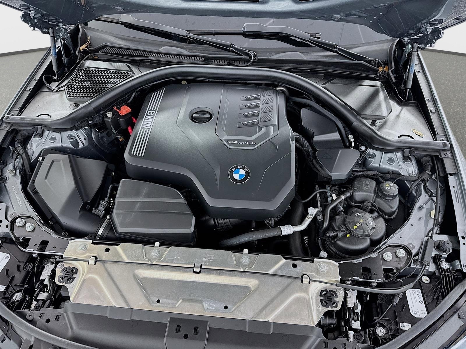 Used 2024 BMW 330i Sedan w/ Premium Package image 31