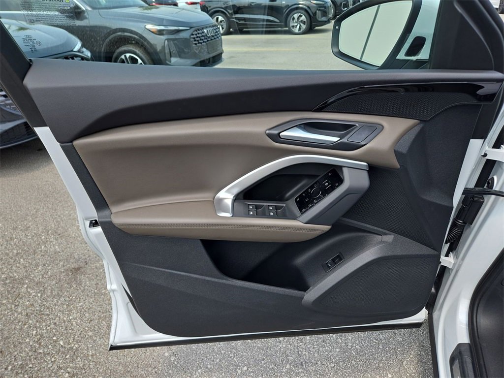 New 2025 Audi Q5 Premium image 13