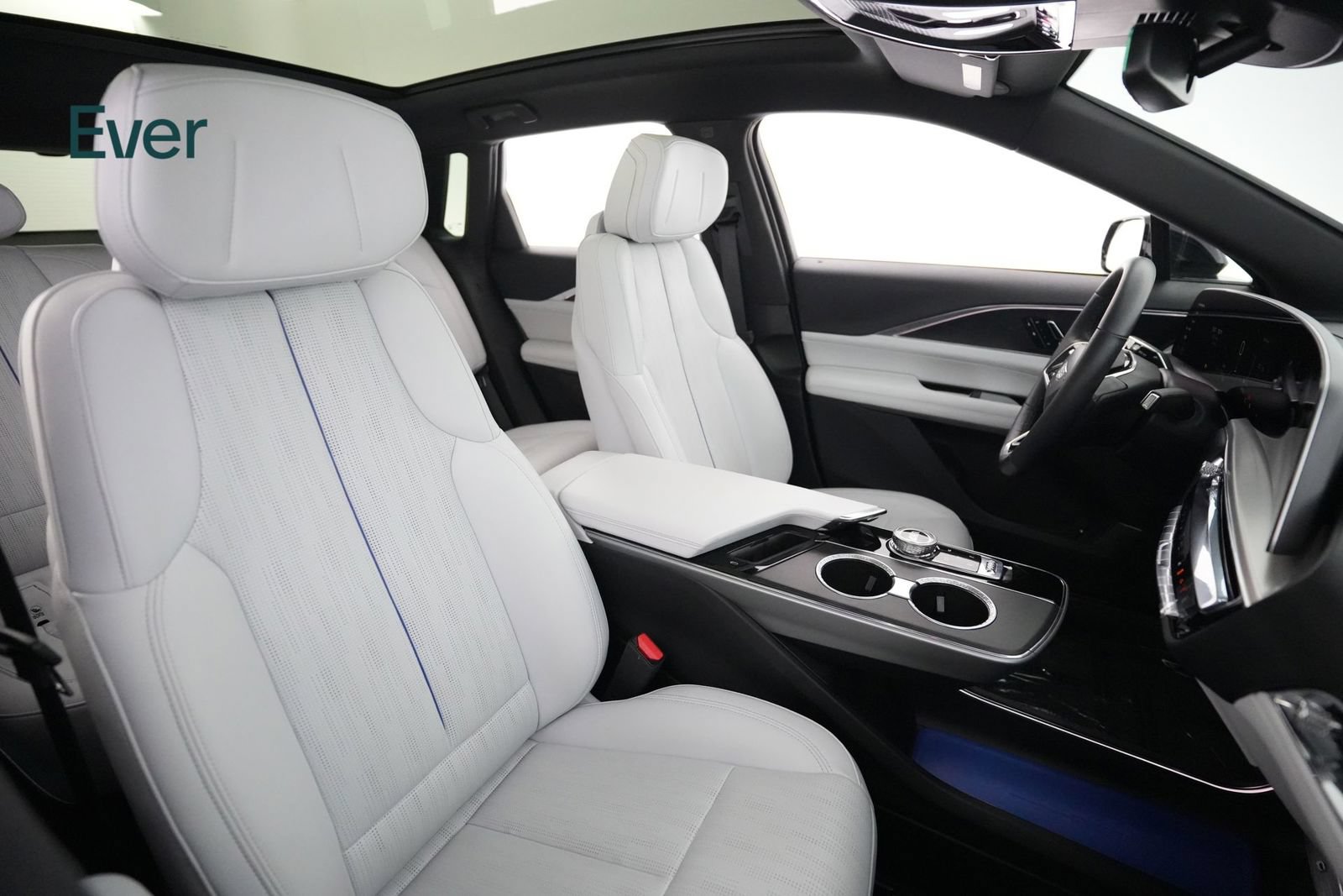 Used 2024 Cadillac Lyriq Sport w/ LPO, Floor Liner Package RWD image 23