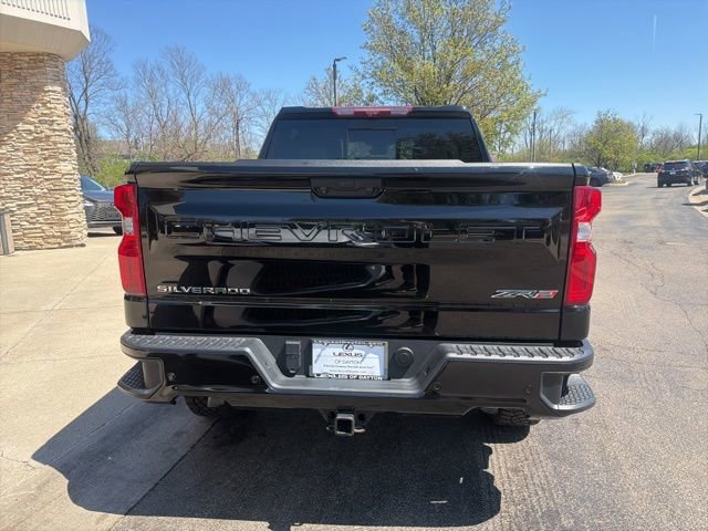 Used 2023 Chevrolet Silverado 1500 ZR2 w/ Technology Package AWD/4WD image 4