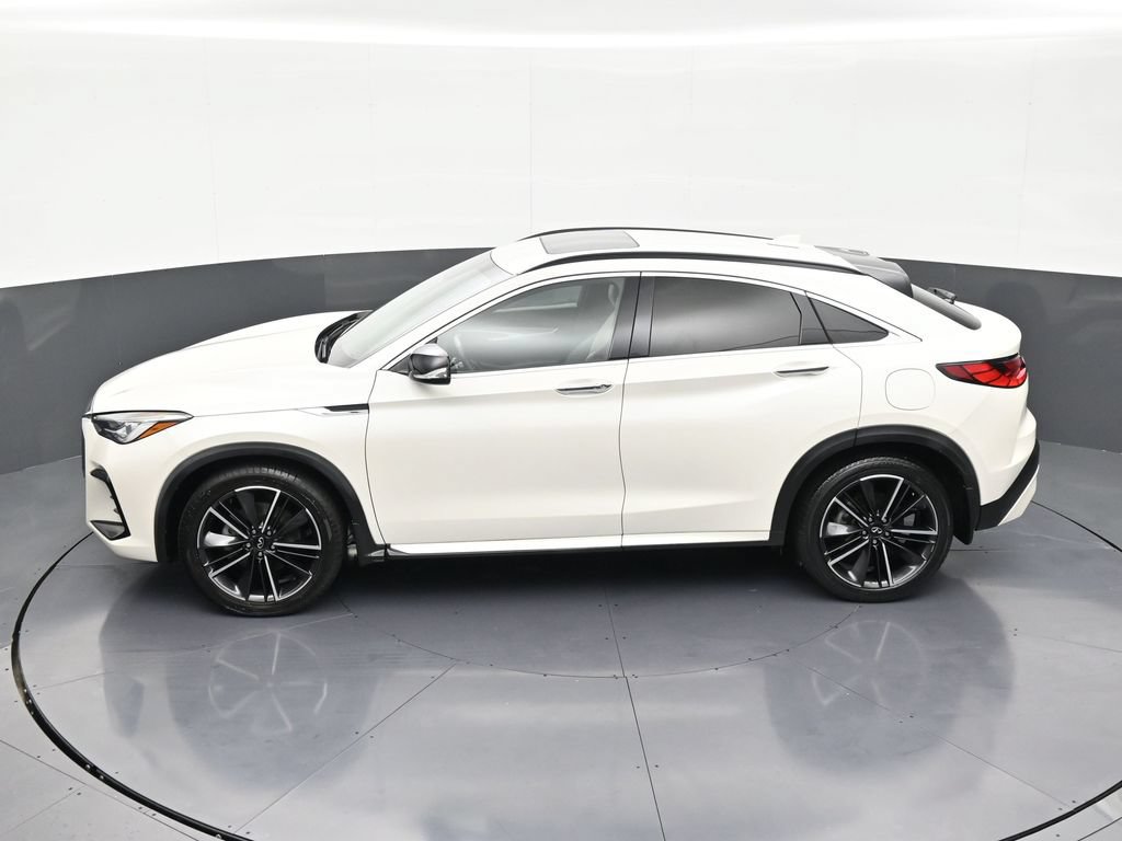 Used 2022 INFINITI QX55 Luxe w/ Cargo Package AWD/4WD image 16