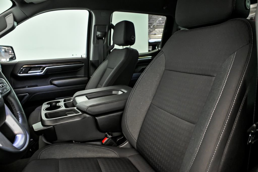 Used 2023 GMC Sierra 1500 Elevation image 13