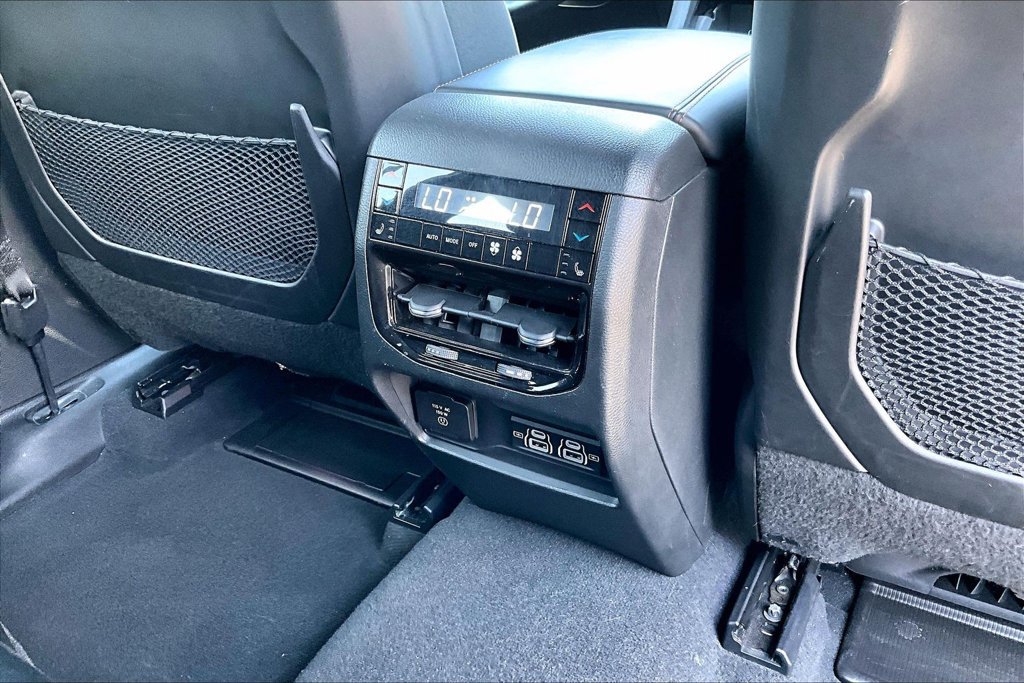 Used 2025 Jeep Grand Cherokee Summit w/ Obsidian Package AWD/4WD image 18